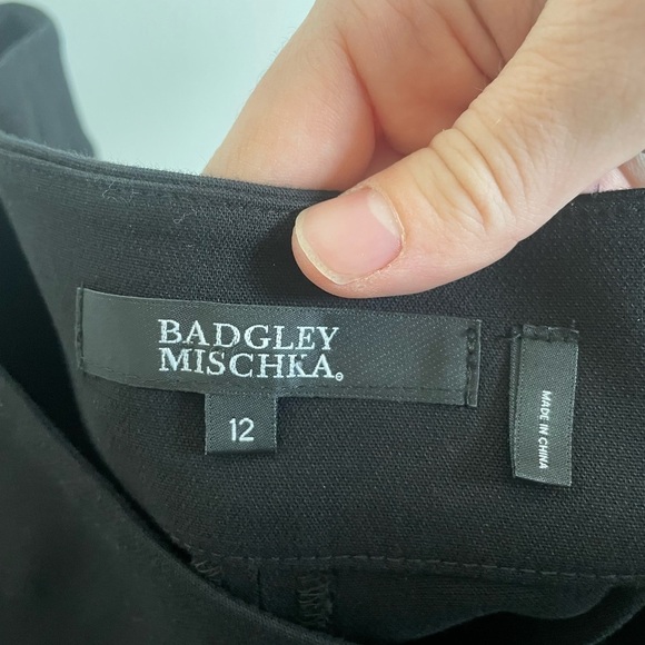 Badgley Mischka Pants Sz 12 Black Embroidered Hem Cropped - Picture 7 of 8